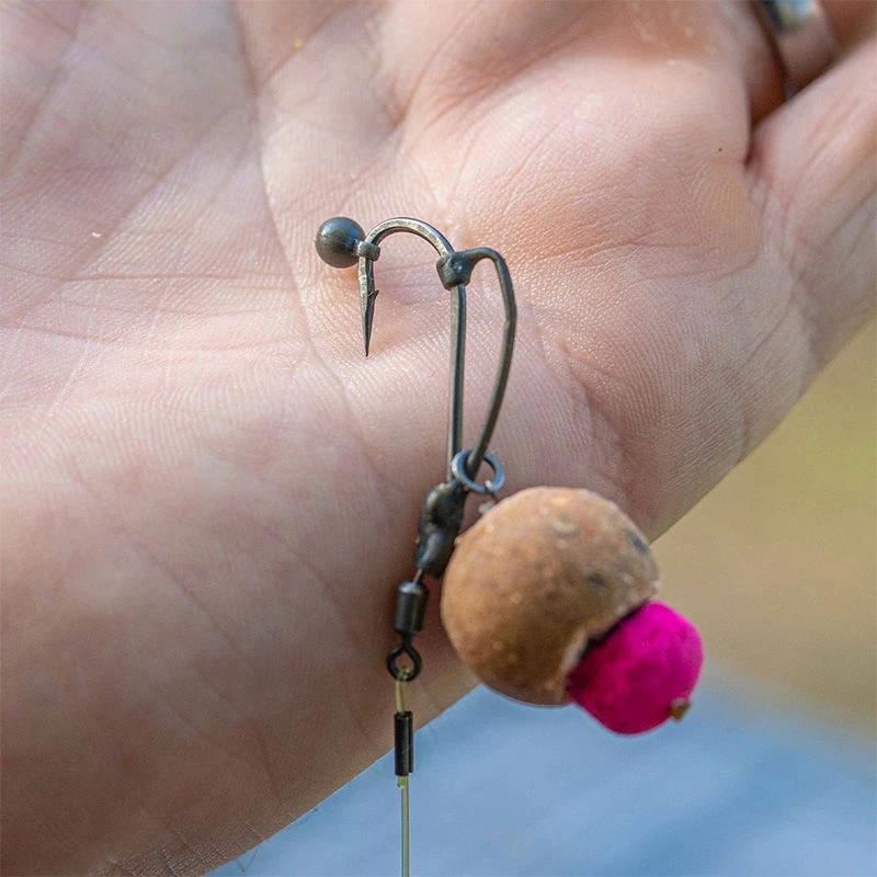 Korda Shot On The Hook